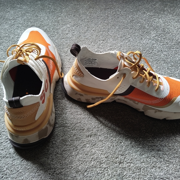 Sorel sneakers - Picture 2 of 5